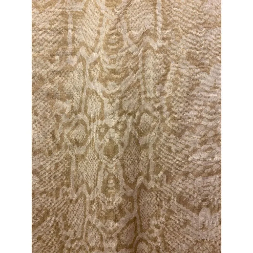 #4814 Calvin Klein Vintage Large taupe scarf 72x28